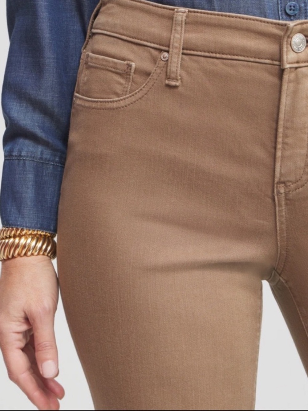 NWOT Chico’s High Rise Girlfriend Jeans